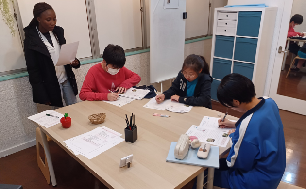 青葉通一番町駅前校 IPJH2クラスの様子 2 「英語を学ぶ」から「英語で学ぶ」レベルを目指す。アメリカ人女性がオーナーの英会話スクール。CLIL、Flipped Classroom(反転レッスン)を東北でいち早く導入