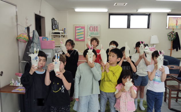 2025 Easter Eventの様子🐇 7 「英語を学ぶ」から「英語で学ぶ」レベルを目指す。アメリカ人女性がオーナーの英会話スクール。CLIL、Flipped Classroom(反転レッスン)を東北でいち早く導入