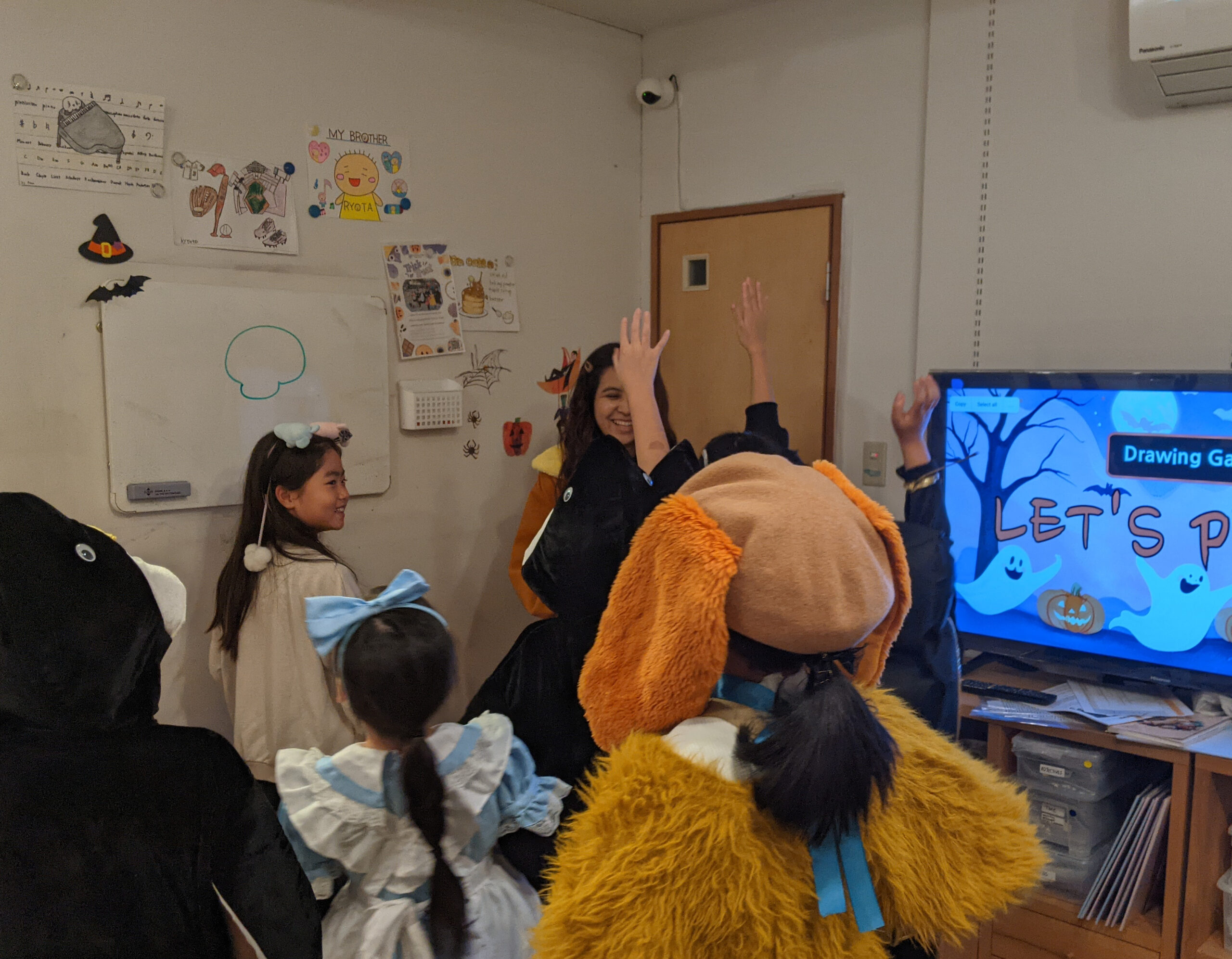 「英語を学ぶ」から「英語で学ぶ」レベルを目指す。アメリカ人女性がオーナーの英会話スクール。CLIL、Flipped Classroom（反転レッスン）を東北でいち早く導入