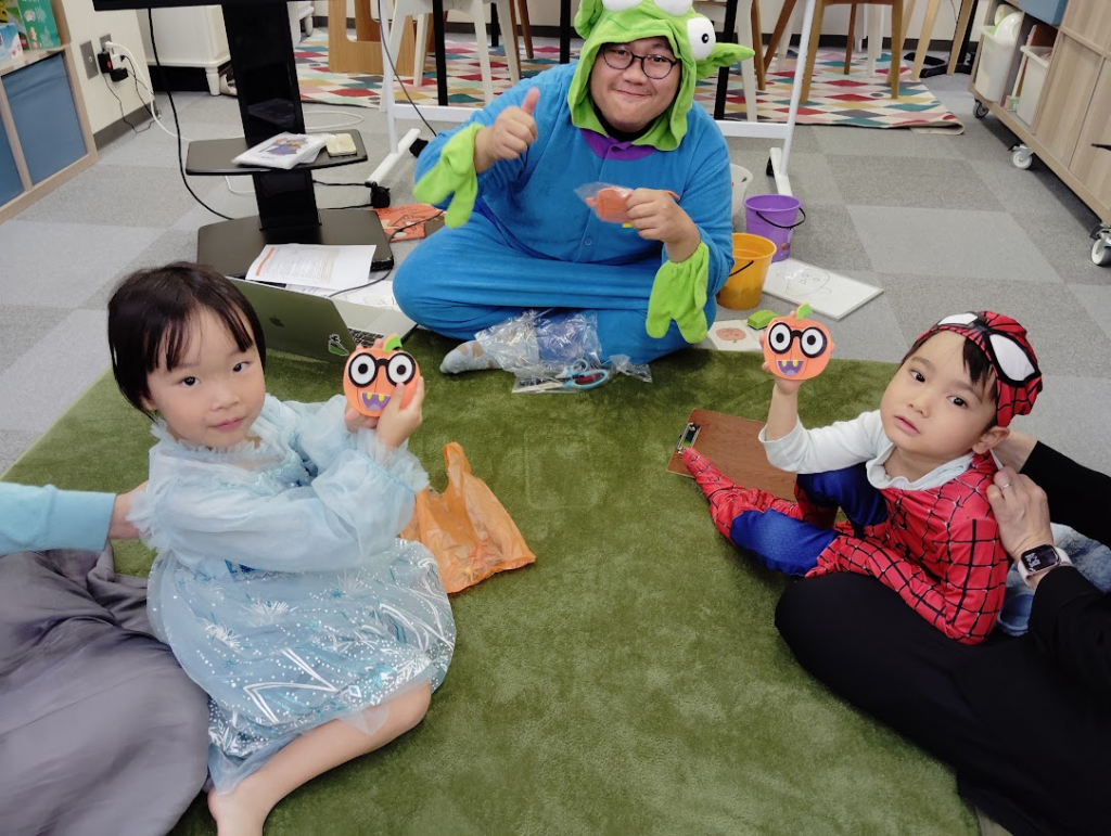 「英語を学ぶ」から「英語で学ぶ」レベルを目指す。アメリカ人女性がオーナーの英会話スクール。CLIL、Flipped Classroom（反転レッスン）を東北でいち早く導入