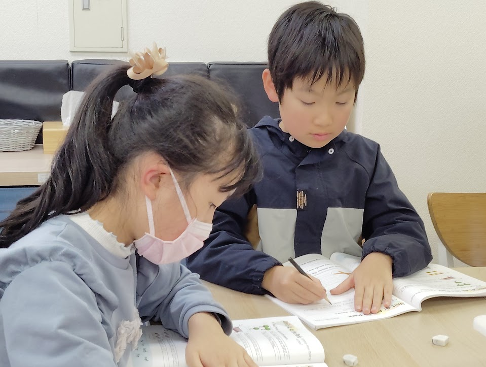 「英語を学ぶ」から「英語で学ぶ」レベルを目指す。アメリカ人女性がオーナーの英会話スクール。CLIL、Flipped Classroom（反転レッスン）を東北でいち早く導入