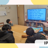 「英語を学ぶ」から「英語で学ぶ」レベルを目指す。アメリカ人女性がオーナーの英会話スクール。CLIL、Flipped Classroom（反転レッスン）を東北でいち早く導入