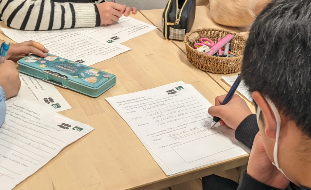 長町校 IP3クラスの様子 1 「英語を学ぶ」から「英語で学ぶ」レベルを目指す。アメリカ人女性がオーナーの英会話スクール。CLIL、Flipped Classroom(反転レッスン)を東北でいち早く導入