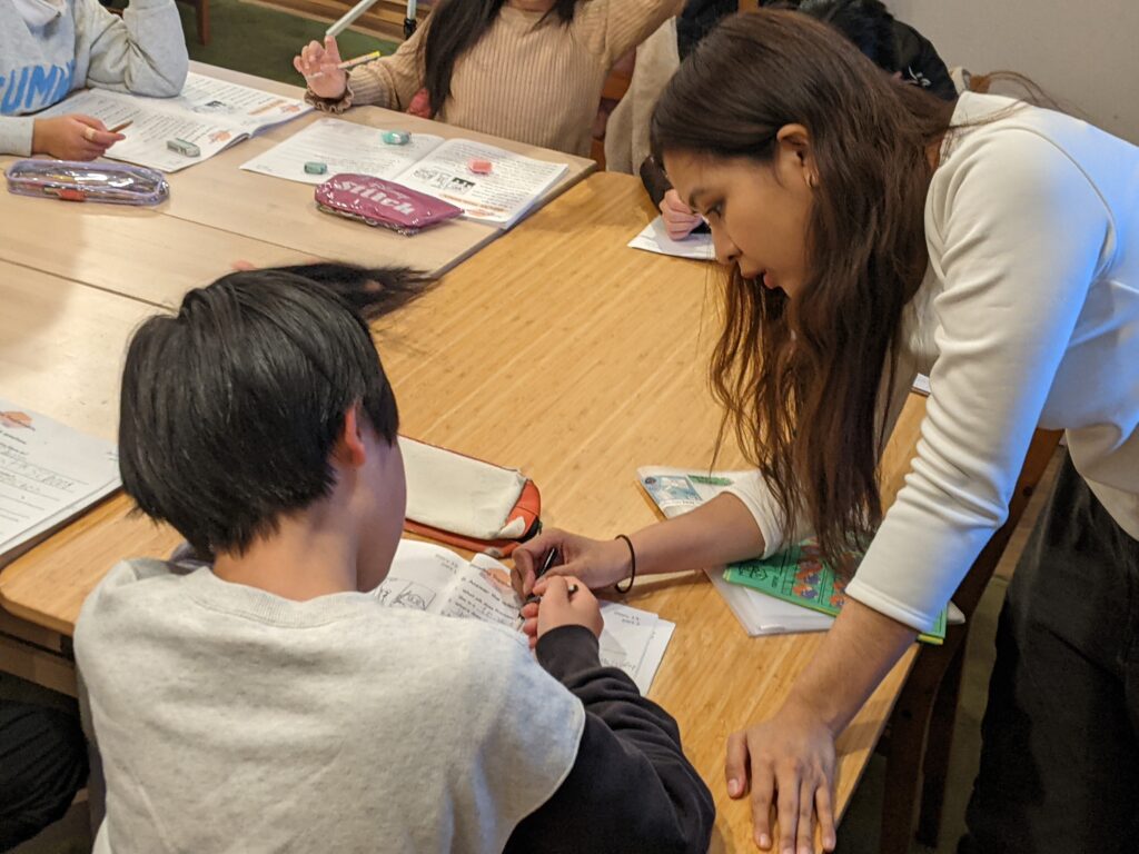 「英語を学ぶ」から「英語で学ぶ」レベルを目指す。アメリカ人女性がオーナーの英会話スクール。CLIL、Flipped Classroom（反転レッスン）を東北でいち早く導入