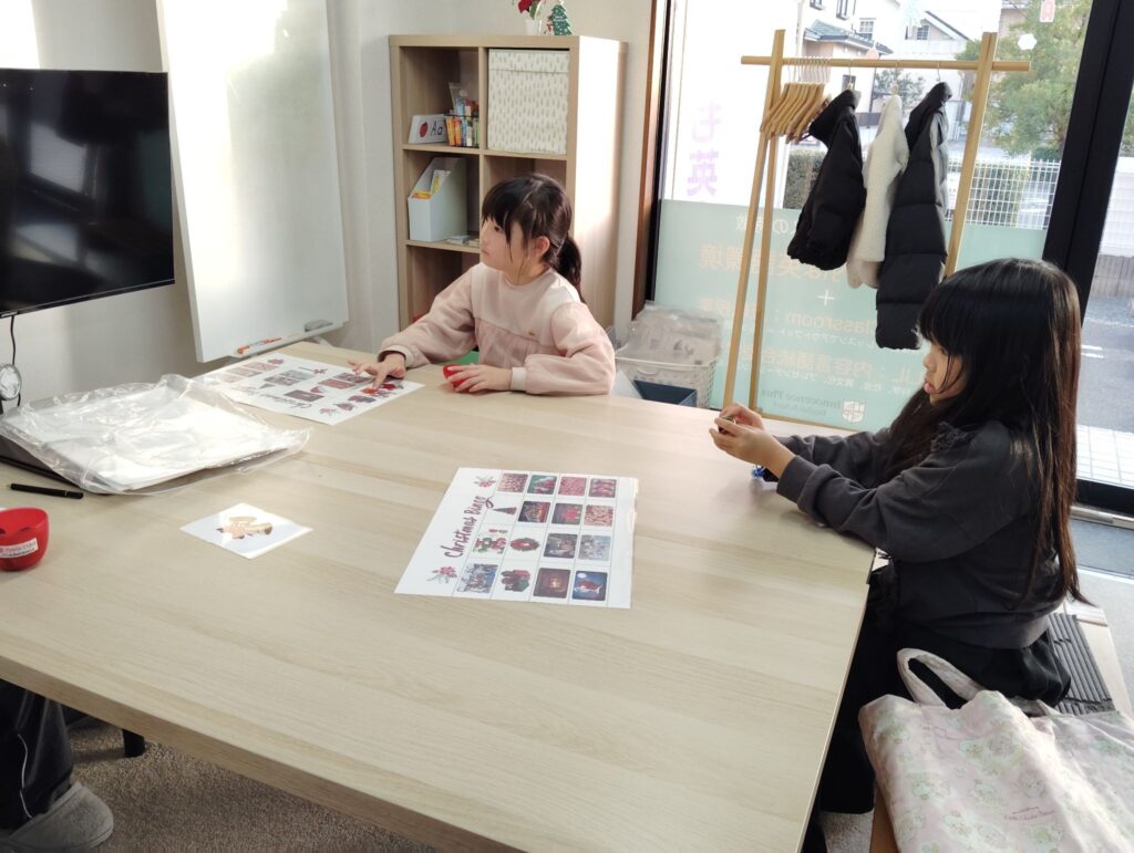 「英語を学ぶ」から「英語で学ぶ」レベルを目指す。アメリカ人女性がオーナーの英会話スクール。CLIL、Flipped Classroom（反転レッスン）を東北でいち早く導入