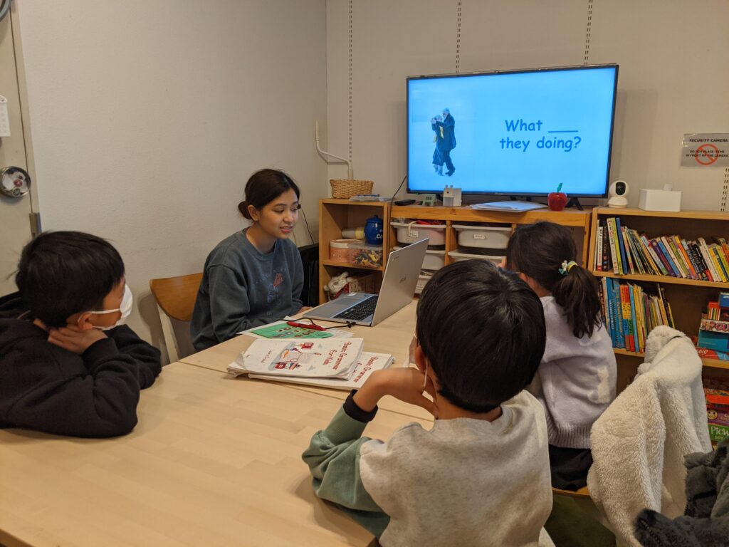 「英語を学ぶ」から「英語で学ぶ」レベルを目指す。アメリカ人女性がオーナーの英会話スクール。CLIL、Flipped Classroom（反転レッスン）を東北でいち早く導入