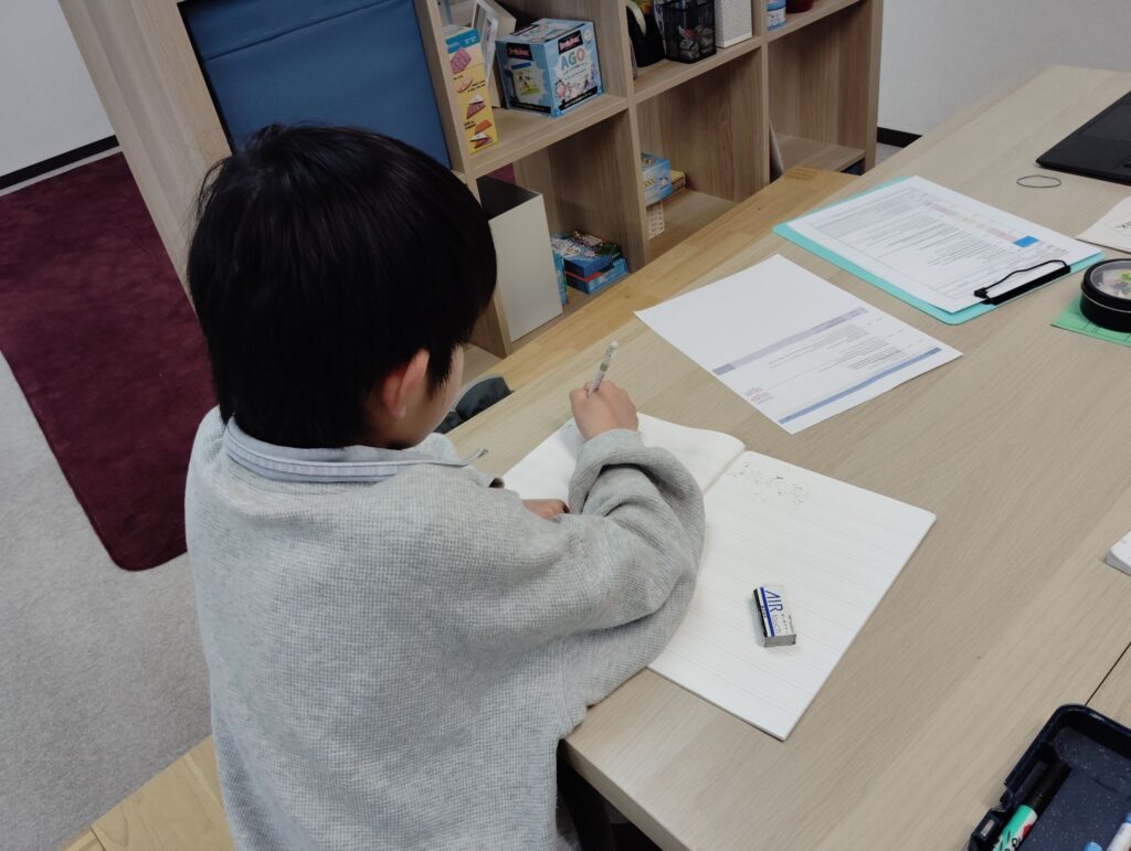 「英語を学ぶ」から「英語で学ぶ」レベルを目指す。アメリカ人女性がオーナーの英会話スクール。CLIL、Flipped Classroom（反転レッスン）を東北でいち早く導入