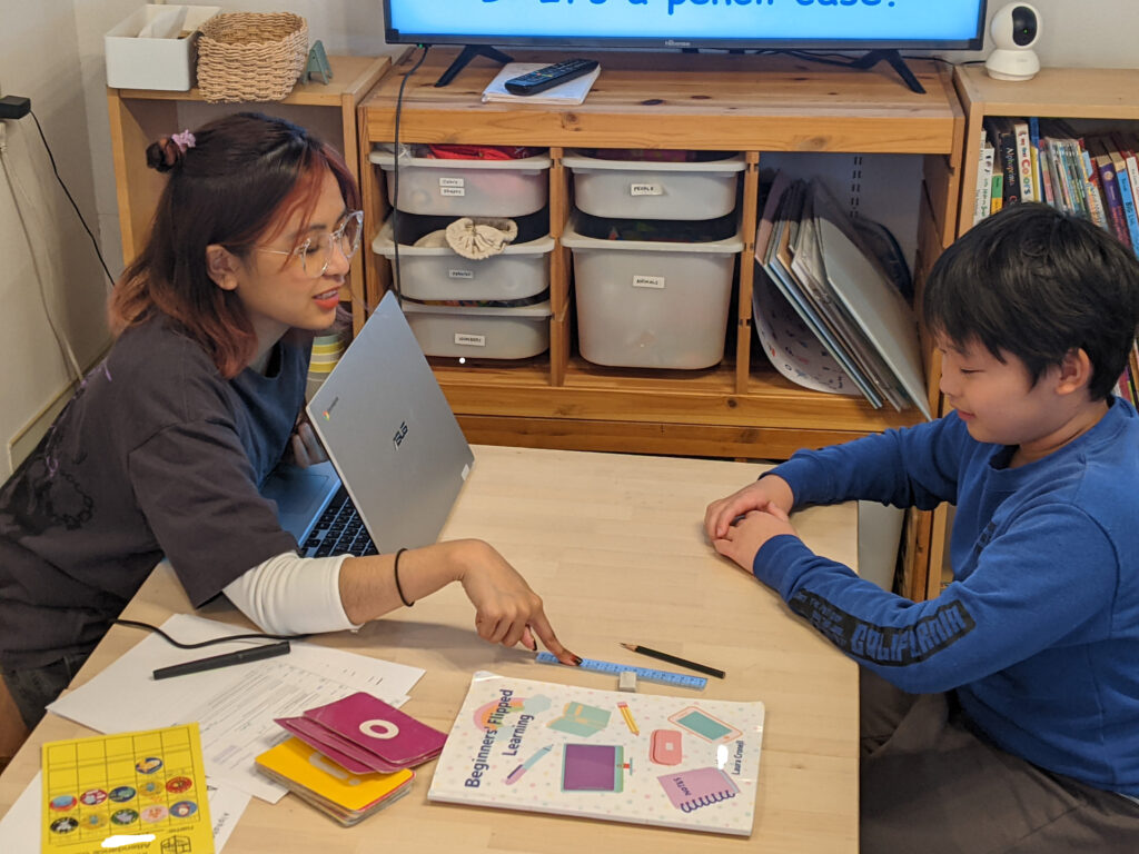 「英語を学ぶ」から「英語で学ぶ」レベルを目指す。アメリカ人女性がオーナーの英会話スクール。CLIL、Flipped Classroom（反転レッスン）を東北でいち早く導入