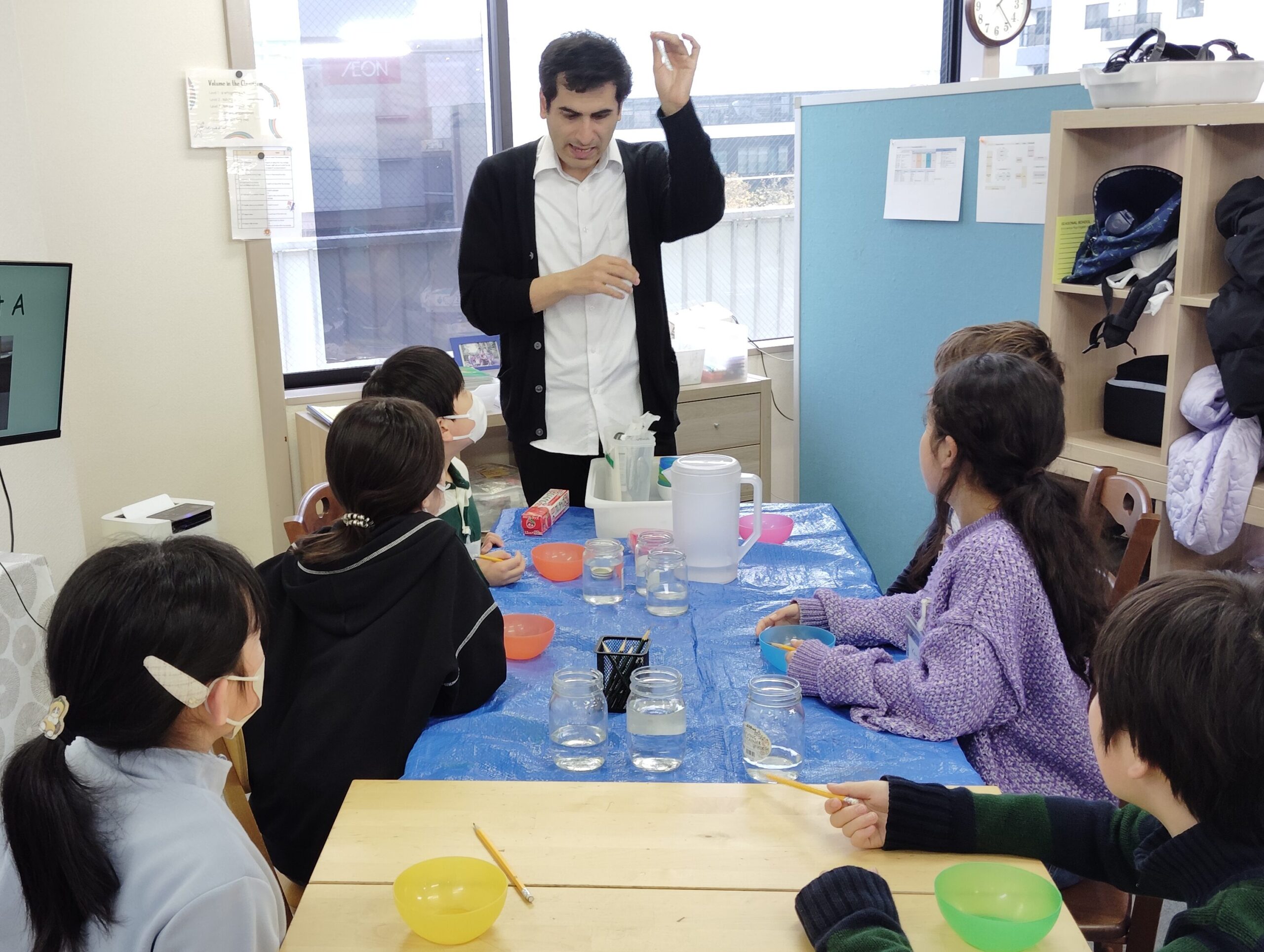 「英語を学ぶ」から「英語で学ぶ」レベルを目指す。アメリカ人女性がオーナーの英会話スクール。CLIL、Flipped Classroom（反転レッスン）を東北でいち早く導入