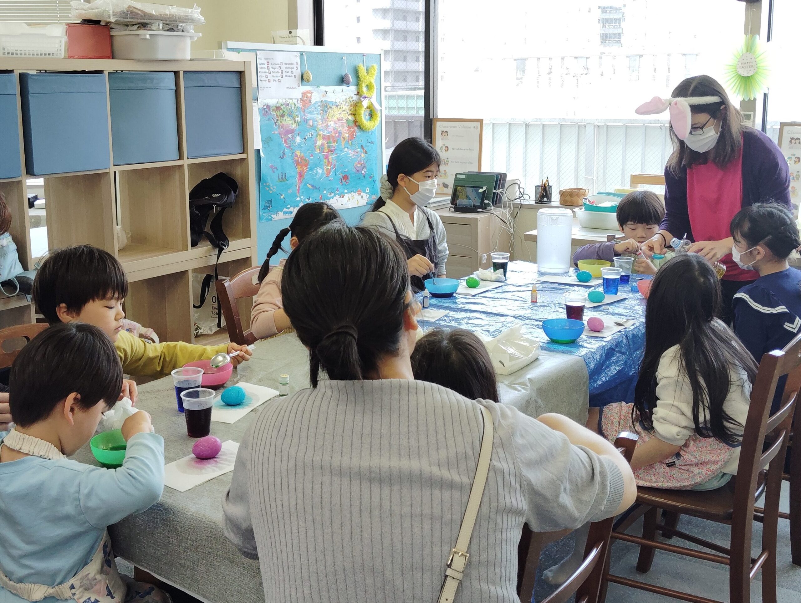 「英語を学ぶ」から「英語で学ぶ」レベルを目指す。アメリカ人女性がオーナーの英会話スクール。CLIL、Flipped Classroom（反転レッスン）を東北でいち早く導入