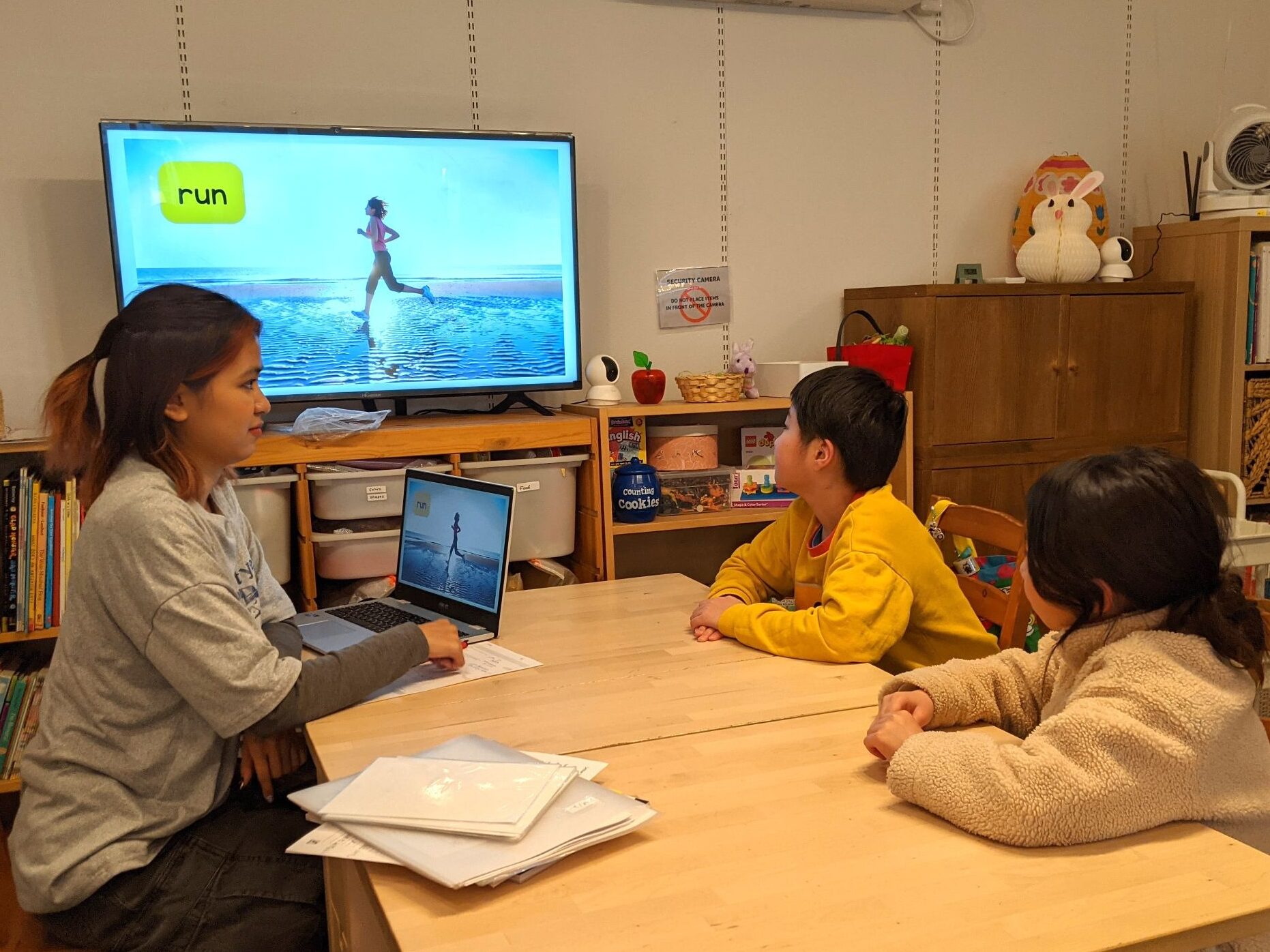 「英語を学ぶ」から「英語で学ぶ」レベルを目指す。アメリカ人女性がオーナーの英会話スクール。CLIL、Flipped Classroom（反転レッスン）を東北でいち早く導入