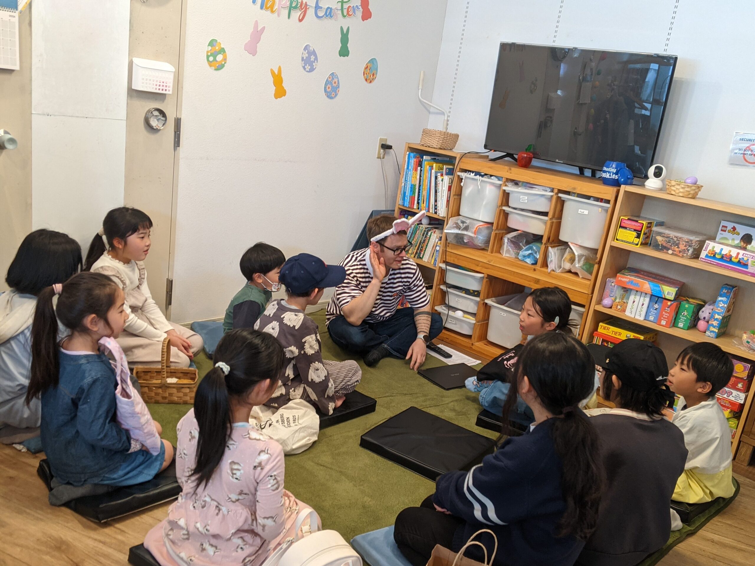「英語を学ぶ」から「英語で学ぶ」レベルを目指す。アメリカ人女性がオーナーの英会話スクール。CLIL、Flipped Classroom（反転レッスン）を東北でいち早く導入
